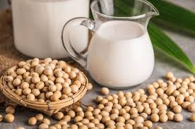 Jika Punya Alergi Kacang, Bolehkah Minum Susu Kedelai?