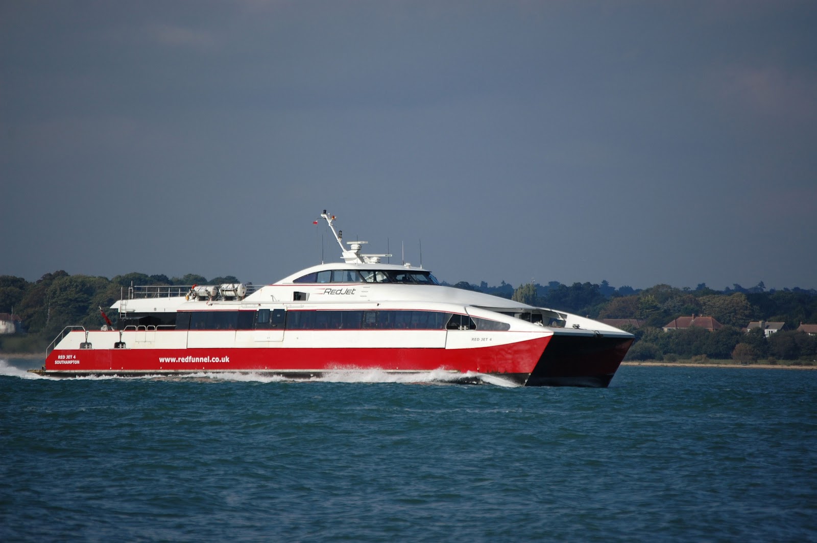 Vmf alifesailingcruiseferries blogspot co uk RED FUNNEL Serving The vmf-alifesailingcruiseferries-blogspot-co-uk-red-funnel-serving-the