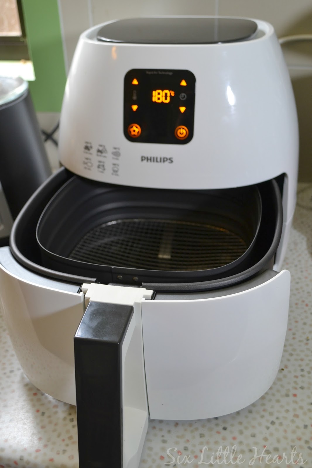 Six Little Hearts: Philips Airfryer Review (and Recipes) Plus Win a
