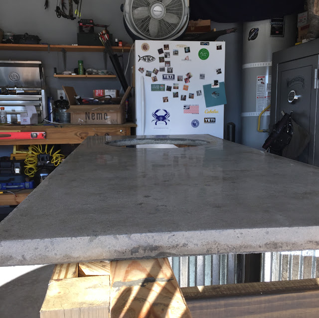 The Lowcountry Lady Big Green Egg Concrete Top Table Plans