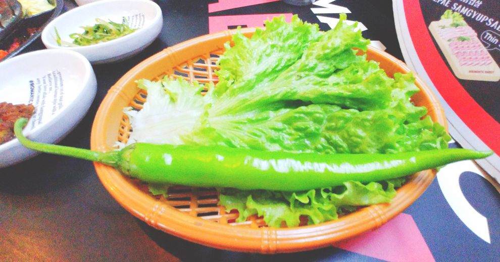 Romantic Baboy fesh lettuce leaves for wrapping grilled meats
