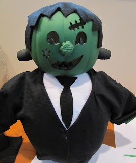 Beyond Measure: Halloween Decorations: DIY Franky Jr.