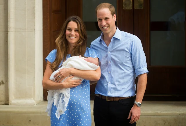 On leaving William, Kate and their newborn were greeted by the flash of hundreds of cameras, whoops, cheers and roars. Amid the intense din, it seemed as if only the new parents kept calm. 