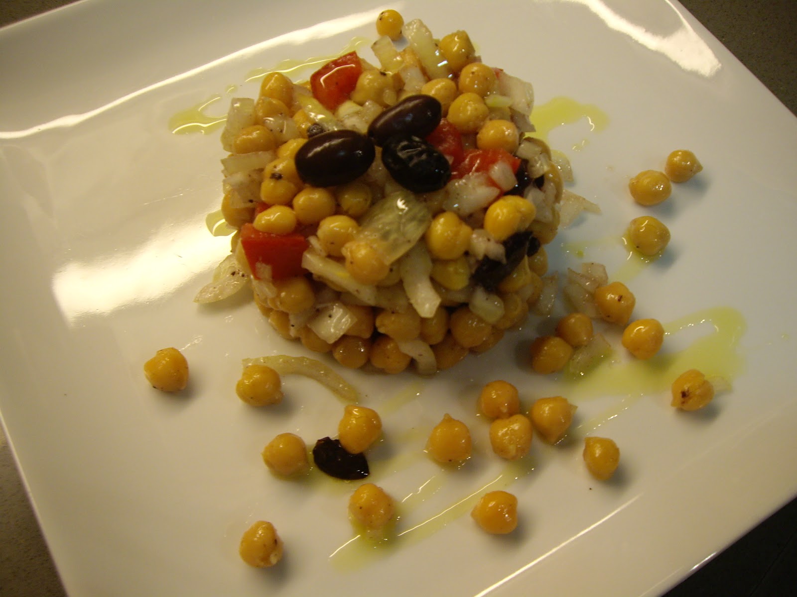 4FOGONES ENSALADA DE GARBANZOS Y COMINO