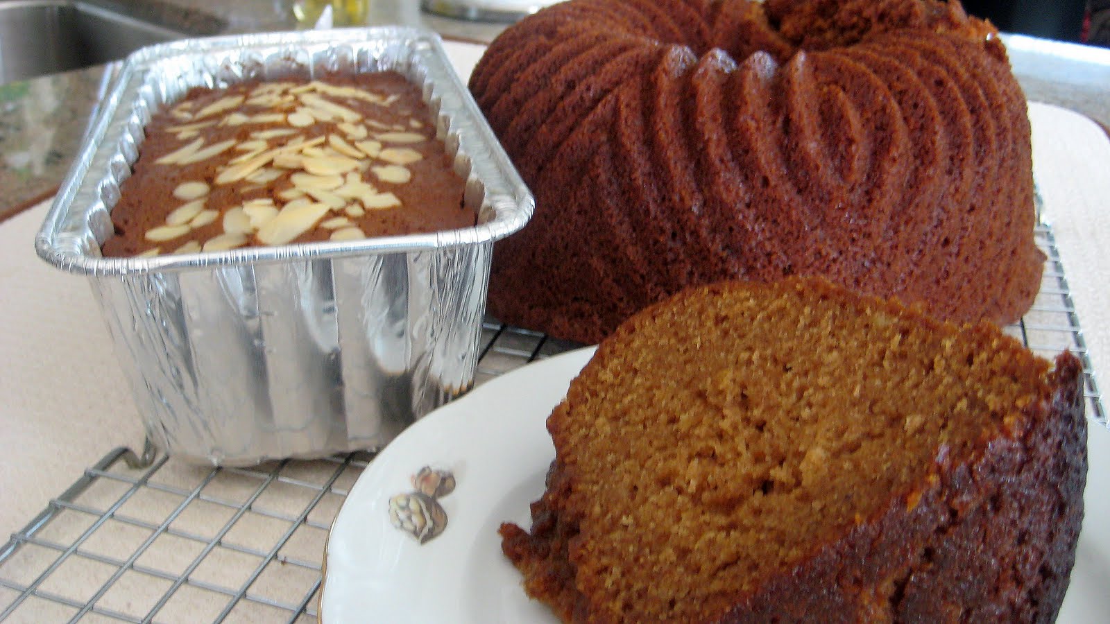 equal-opportunity-kitchen-honey-cake-for-rosh-hashana