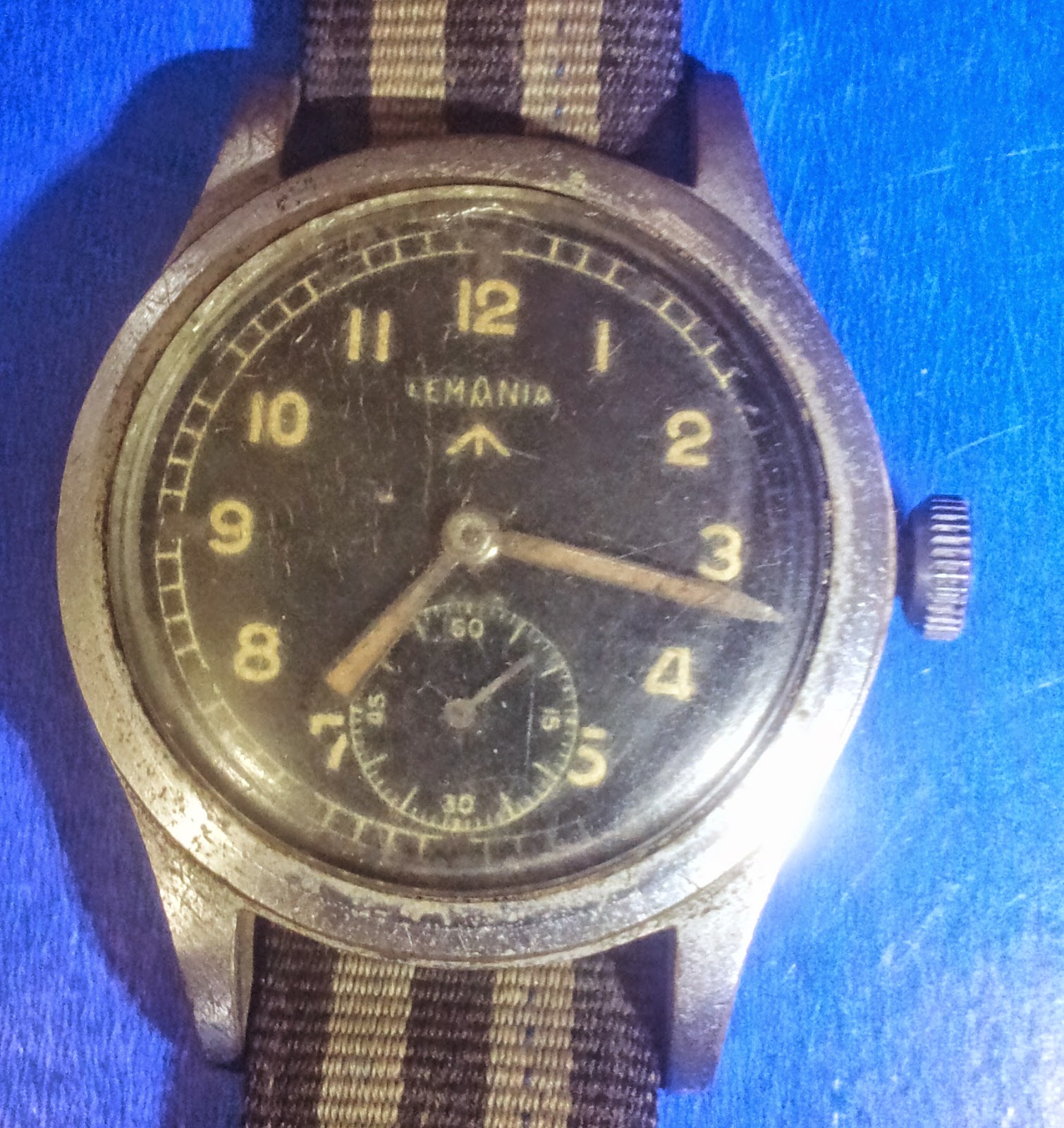 silvium antiques vintage lemania 1940s www Broad Arrow Military Watch