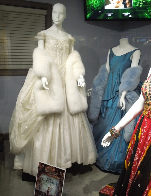 Hollywood Movie Costumes and Props: Oscar winning gowns from Anna ...
