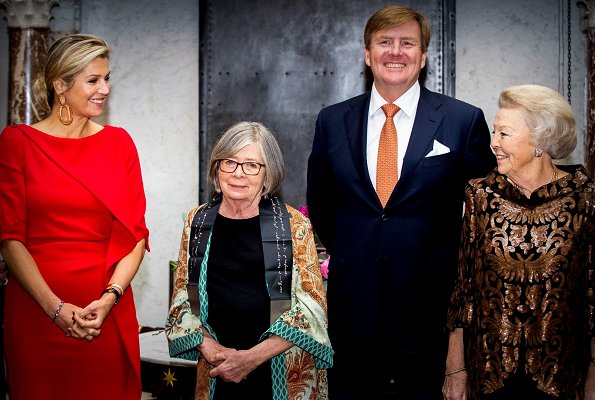 Queen Máxima, Princess Beatrix and Barbara Ehrenreich attended 2018 Erasmus Prize ceremony. Queen Maxima wore Natan red silk ruffled dress