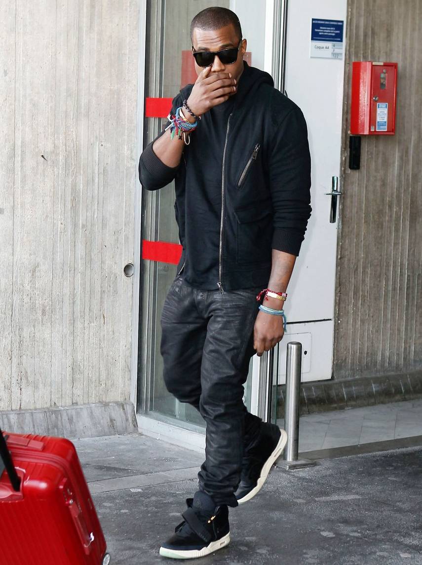 BLAST_OFF: Kanye West Wears Air Yeezy 2 In London