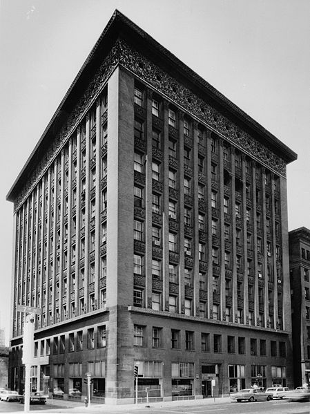 Chicago Wedding Cake Building Chicago Wedding Cake Building