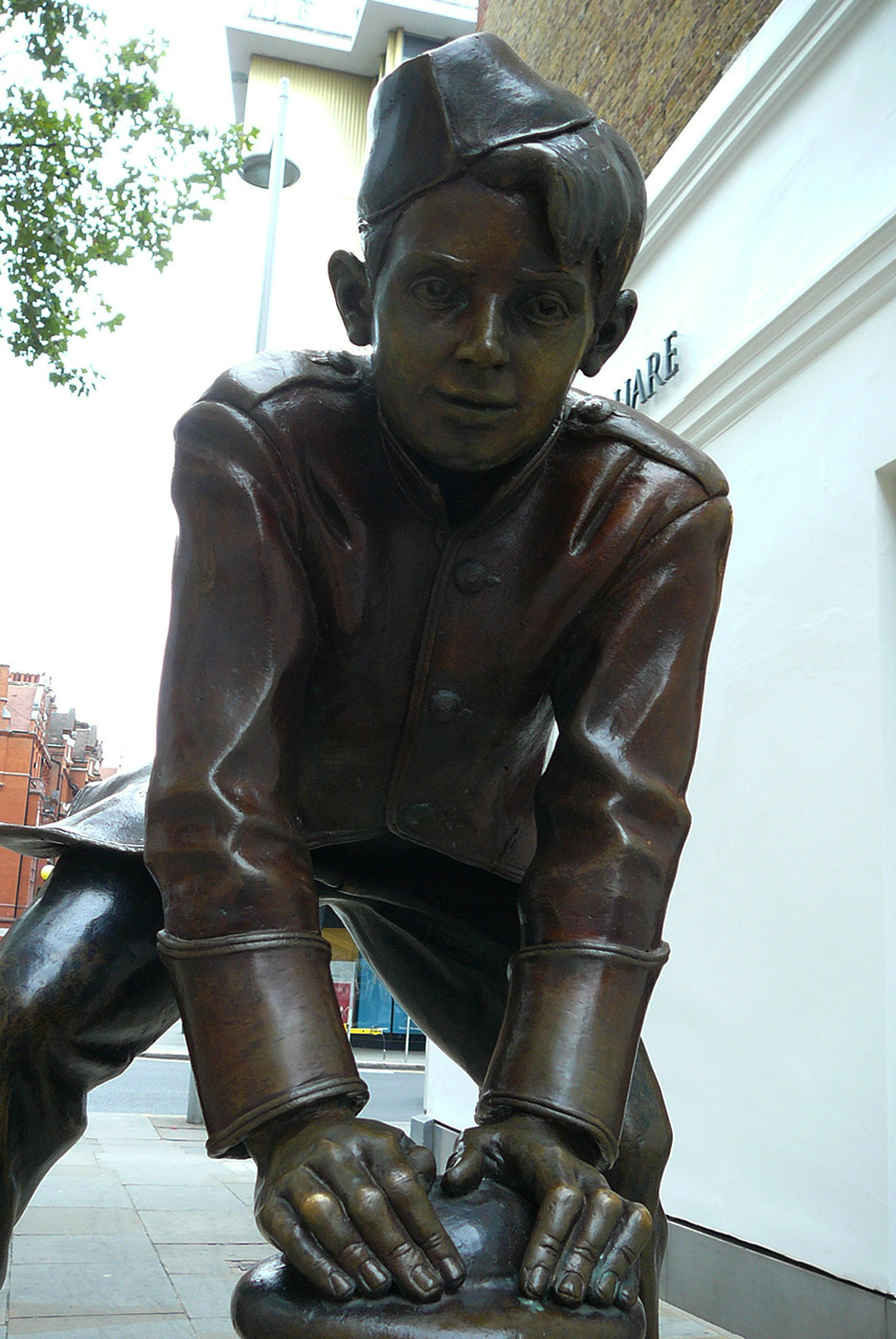 Statues Quo Two pupils (Deux élèves)