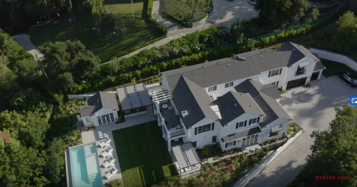 31 Photos vs. Touring a $7,495,000 ENCINO Mansion with 300 Ft Private Driveway! - Luxury Home Tour 31 Photos vs. Touring a $7,495,000 ENCINO Mansion with 300 Ft Private Driveway! - Luxury Home Tour