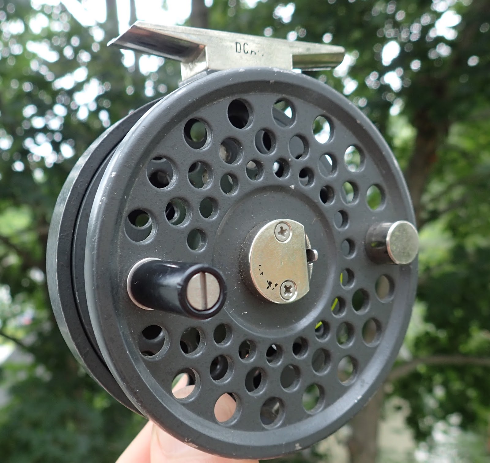 W/ Case. Details about   Lamson LP2 Fly Fishing Reel Made in USA 