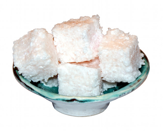 Beauty DIY - Handmade Pink Grapefruit Scented Solid Salt Scrub Cubes with Epsom Salts, Shea Butter, Cocoa Butter and Mango Butter Beauty DIY - Handmade Pink Grapefruit Scented Solid Salt Scrub Cubes with Epsom Salts, Shea Butter, Cocoa Butter and Mango Butter