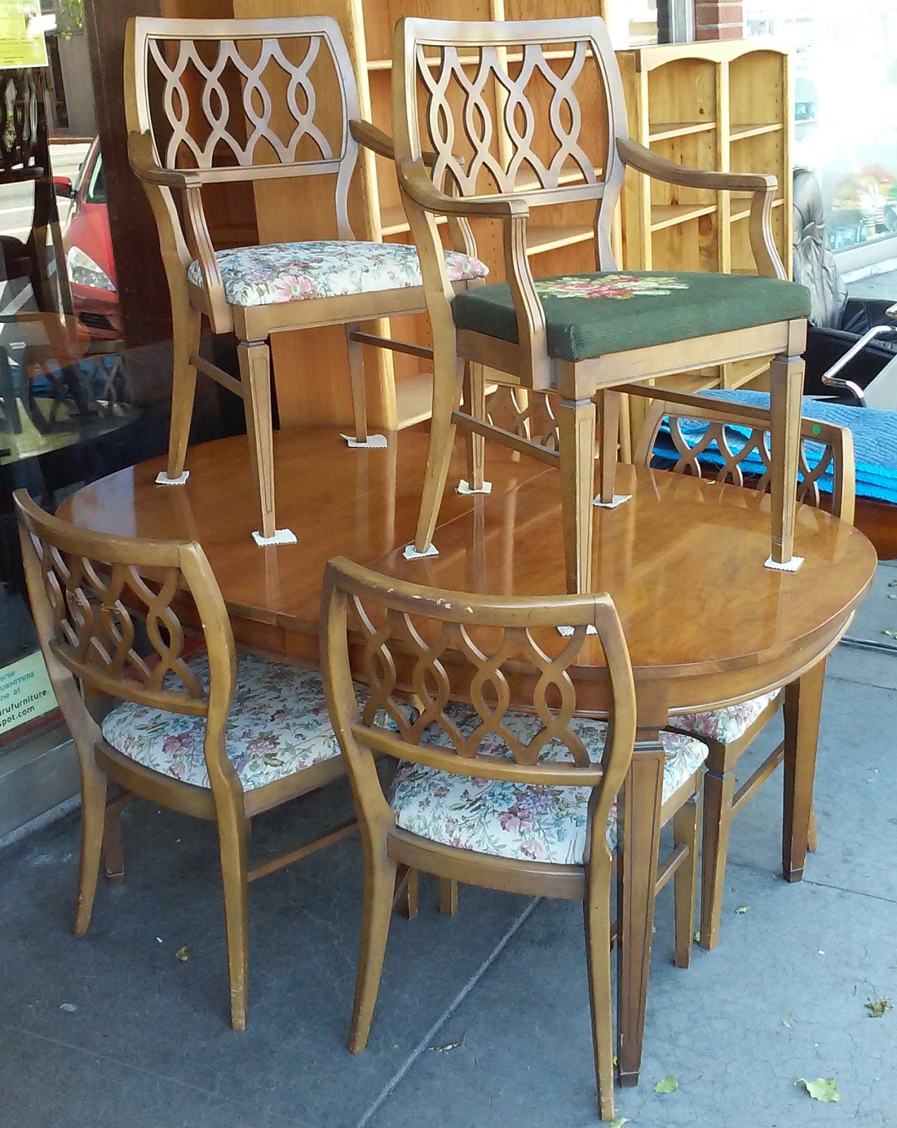 UHURU FURNITURE & COLLECTIBLES SOLD Vintage Mediterranean Dining Set (table, leaf, 6 chairs