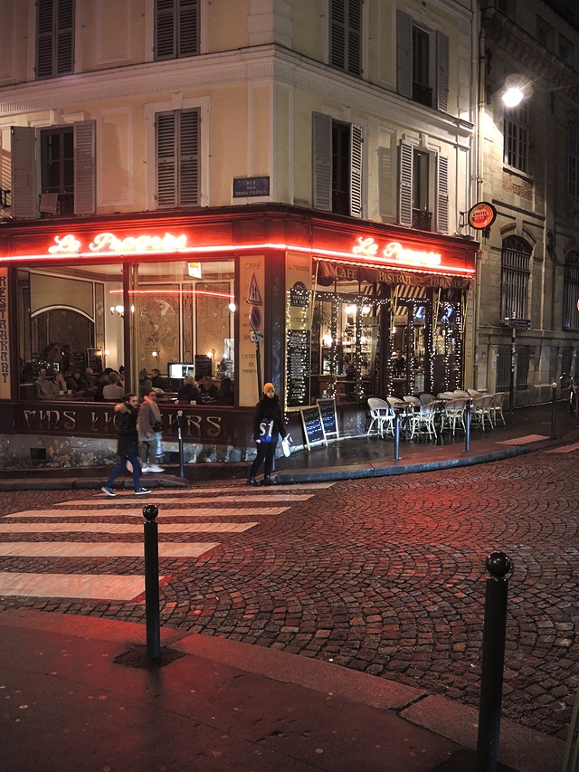 Moois van ' M(i)e': Parijs: Montmartre by night