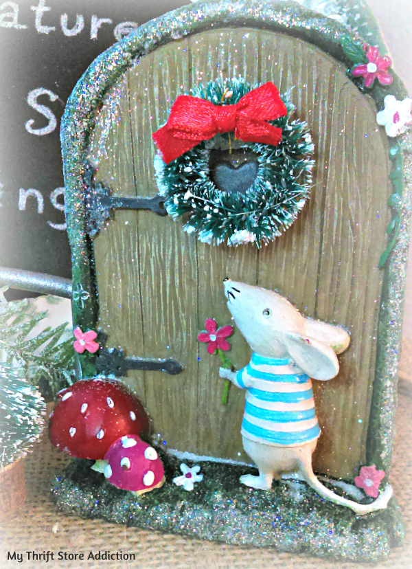 miniature Christmas vignette