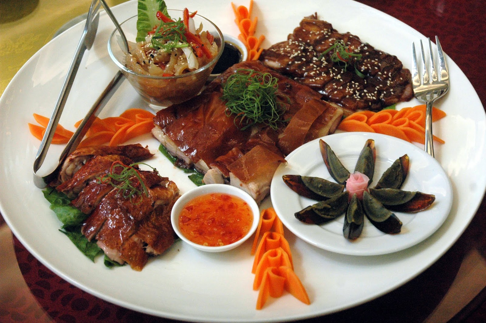 DUDE FOR FOOD A Chinese Lauriat at Diamond Hotel's Corniche