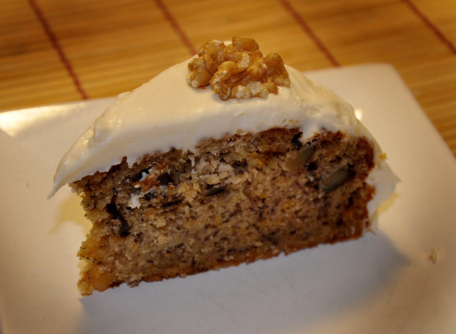 All that and she cooks, too Fresh and creamy banana cake