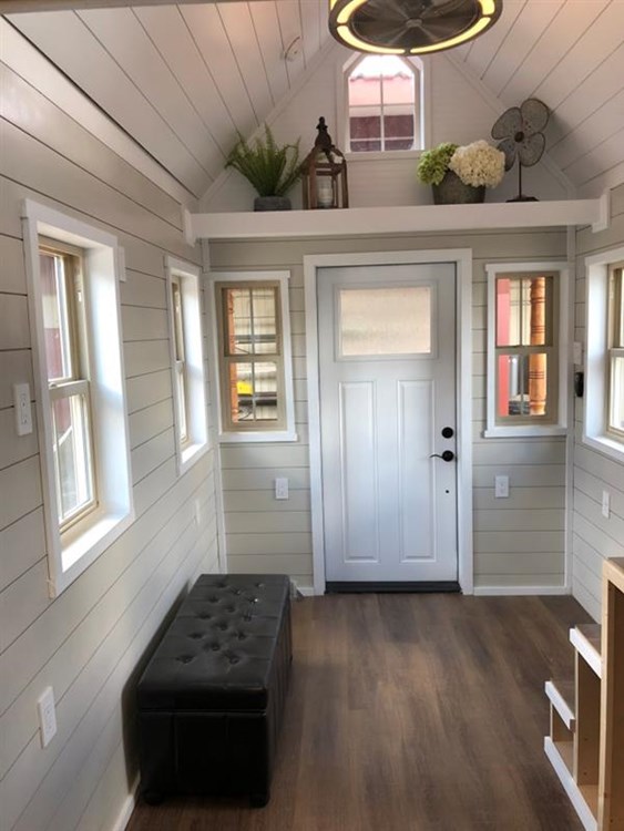 Marble Falls Tiny House [ TINY HOUSE TOWN ]