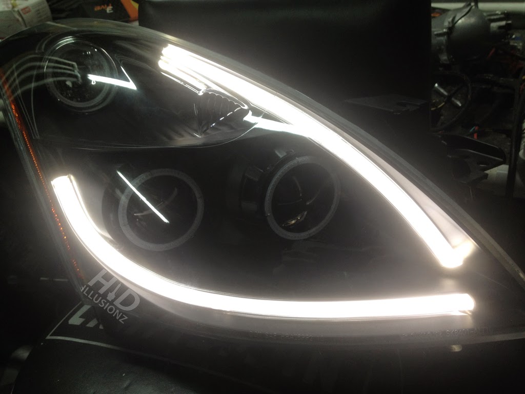 HID ILLUSIONZ Nissan Altima Morimoto Mini H1 Gatling Gun Custom LED