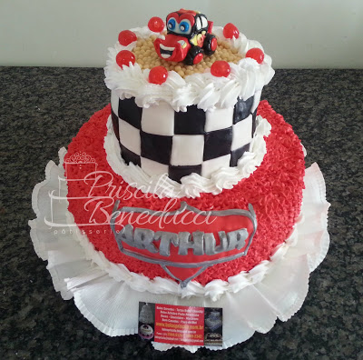 Carros  McQueen 50 pessoas Chantilly (c topo + tema artesanal)