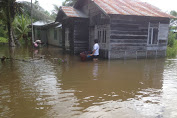Akibat Hujan Puluhan Rumah Di Air Bangis Terendam Banjir Dan Mengalami Kerusakan