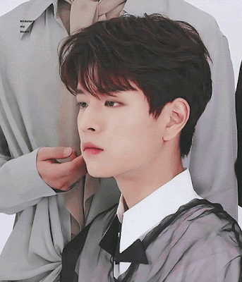 The male idol who looks like Lee Jang Woo during his early debut days