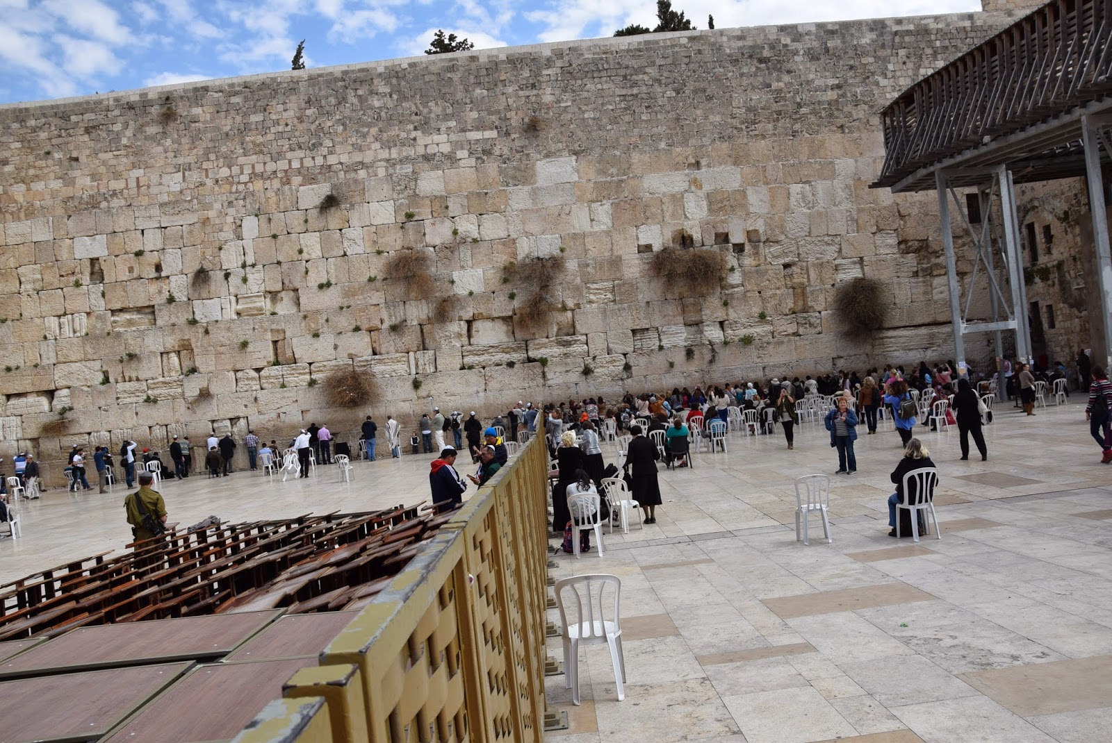 socalgalopenwallet The Western wall