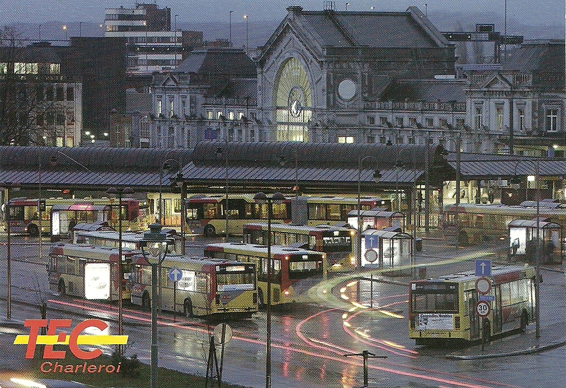 The traveler's drawer TEC Charleroi (Belgique). Gare de Charleroi Sud