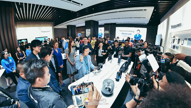 Samsung Premium Experience Store Opening at Pavilion Kuala Lumpur. Get Free Gift and promotion during Feb 2018