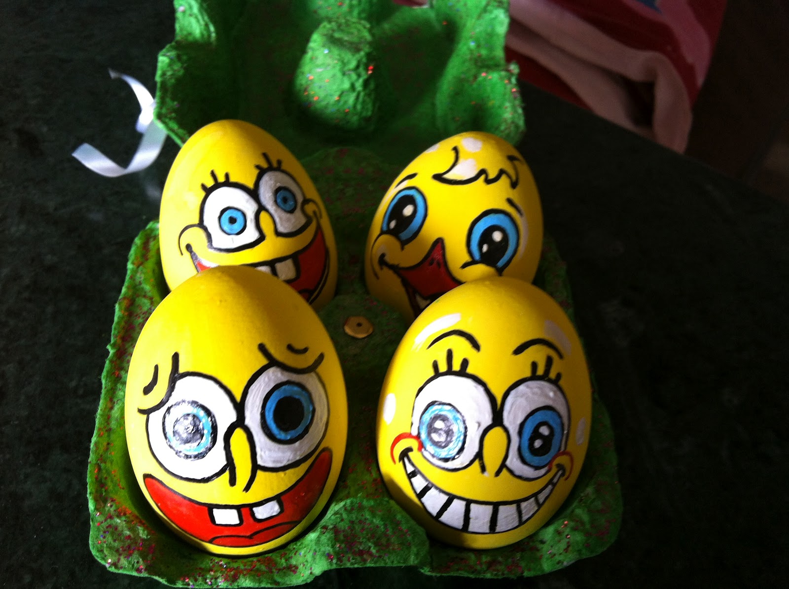Monde créatif Egg Shell Painting...