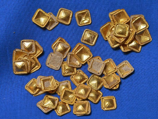 German treasure hunter finds Roman gold hoard