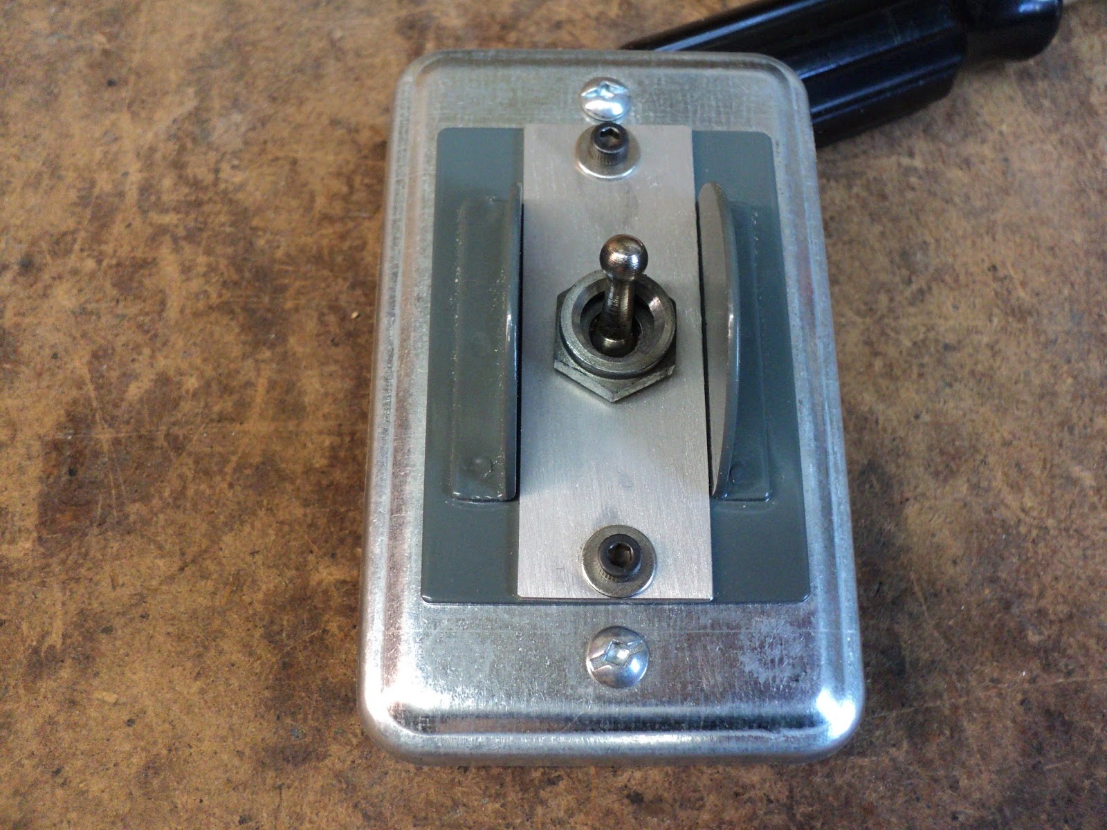 Rouge River Choosing And Siting A Wood Lathe's On/Off Switch