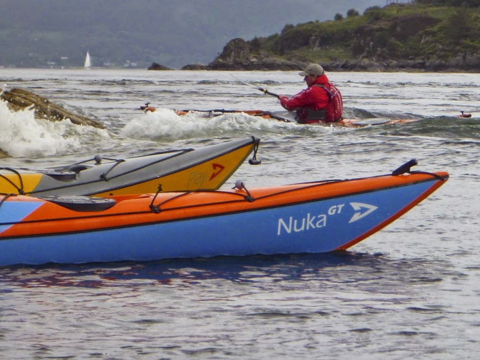OCEANPAX Paddle / Run / Be Sea kayaking with Gordon Brown...three
