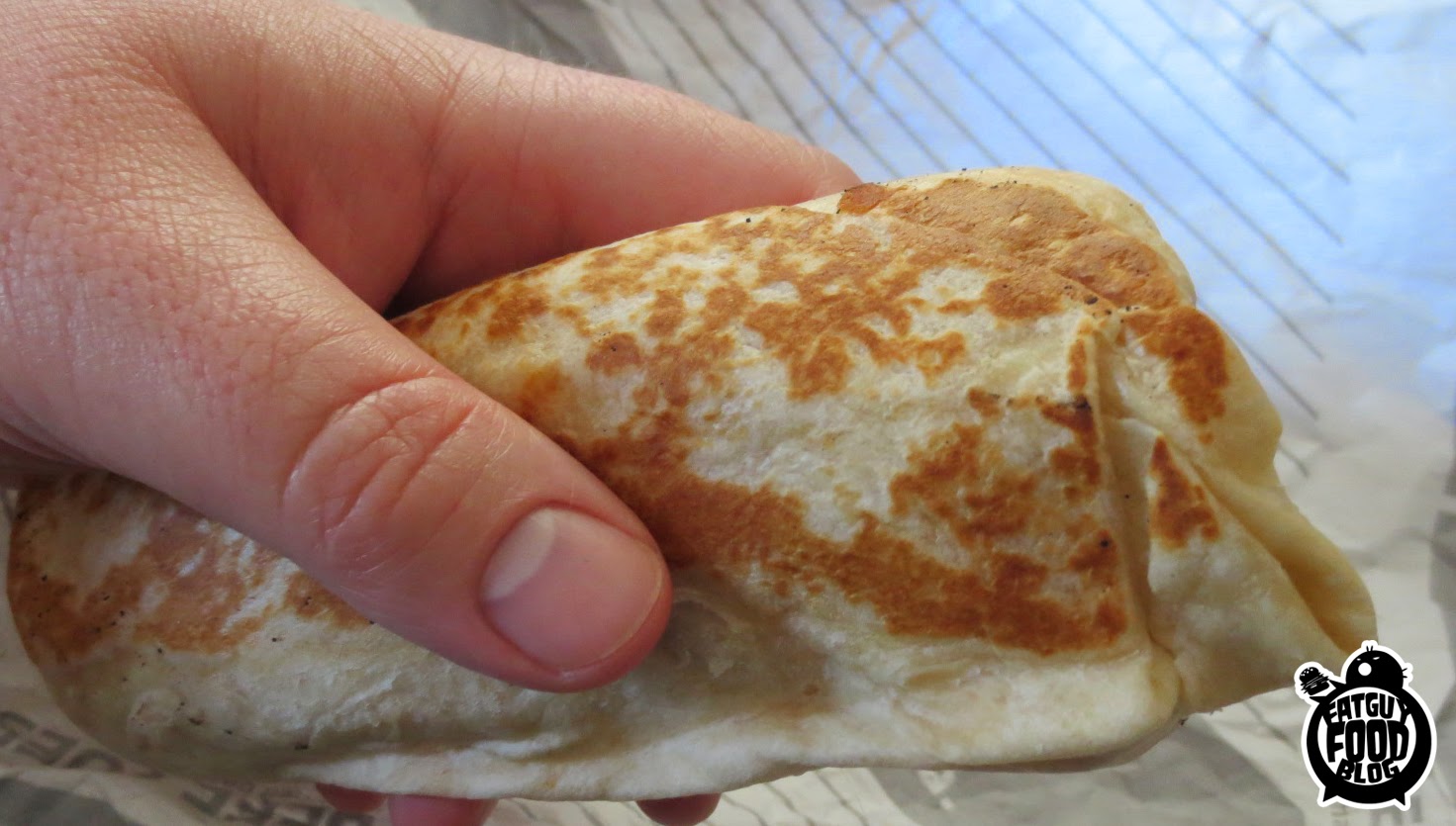 FATGUYFOODBLOG A Tale of Two Quesaritos Taco Bell vs. Chipotle