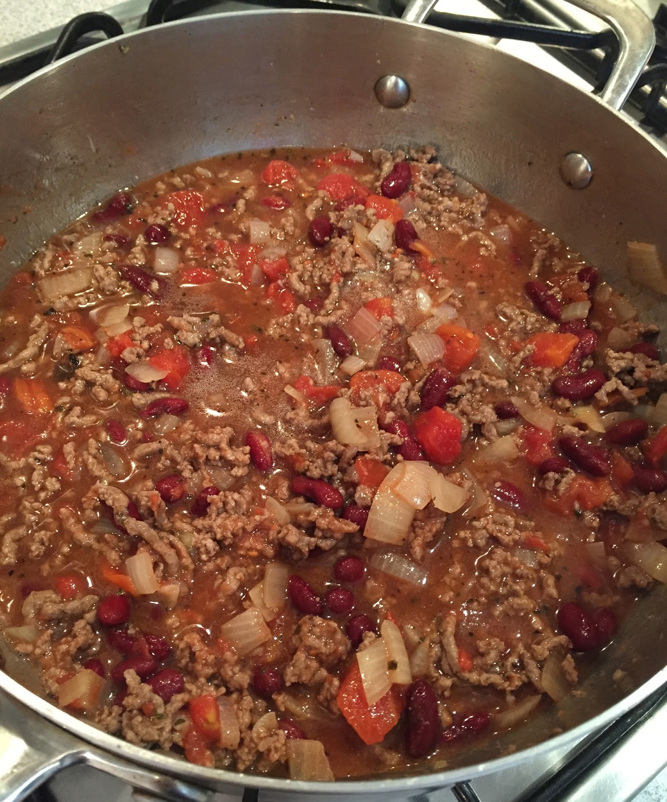 THIS LITTLE PIGGY LOVES FOOD! MEXICAN SPICED BEEF NACHOS