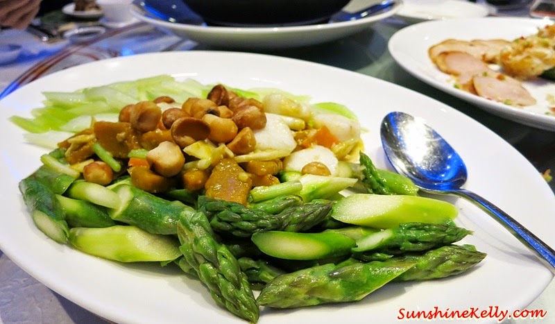 Stir Fried Scallops, Pumpkins, Asparagus and Celery, Macadamia Nuts, Food Review, CNY2015 Menu, Celestial Court, Sheraton Imperial Kuala Lumpur, Chinese New Year Dish, Chinese Food, Lou Sang, Yee Sang