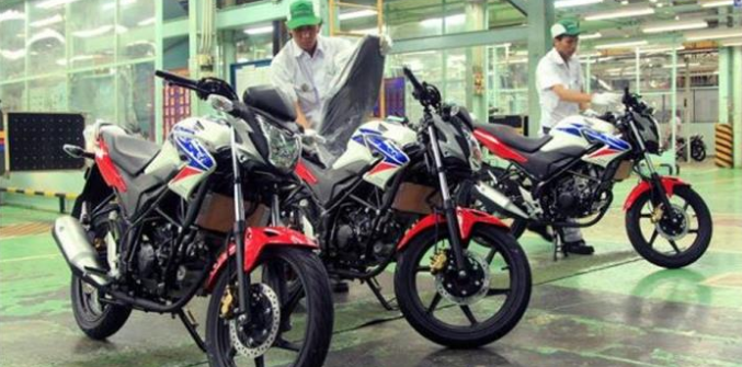Honda CB150R Punya Seragam Baru, Harganya? Untuk special edition, kental nuansa merah putih. Honda CB150R Punya Seragam Baru, Harganya? Untuk special edition, kental nuansa merah putih.