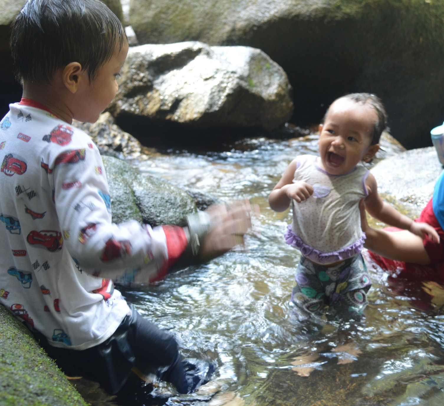 ME WEEKEND ME WEEKDAYS WaterfallsPicnic