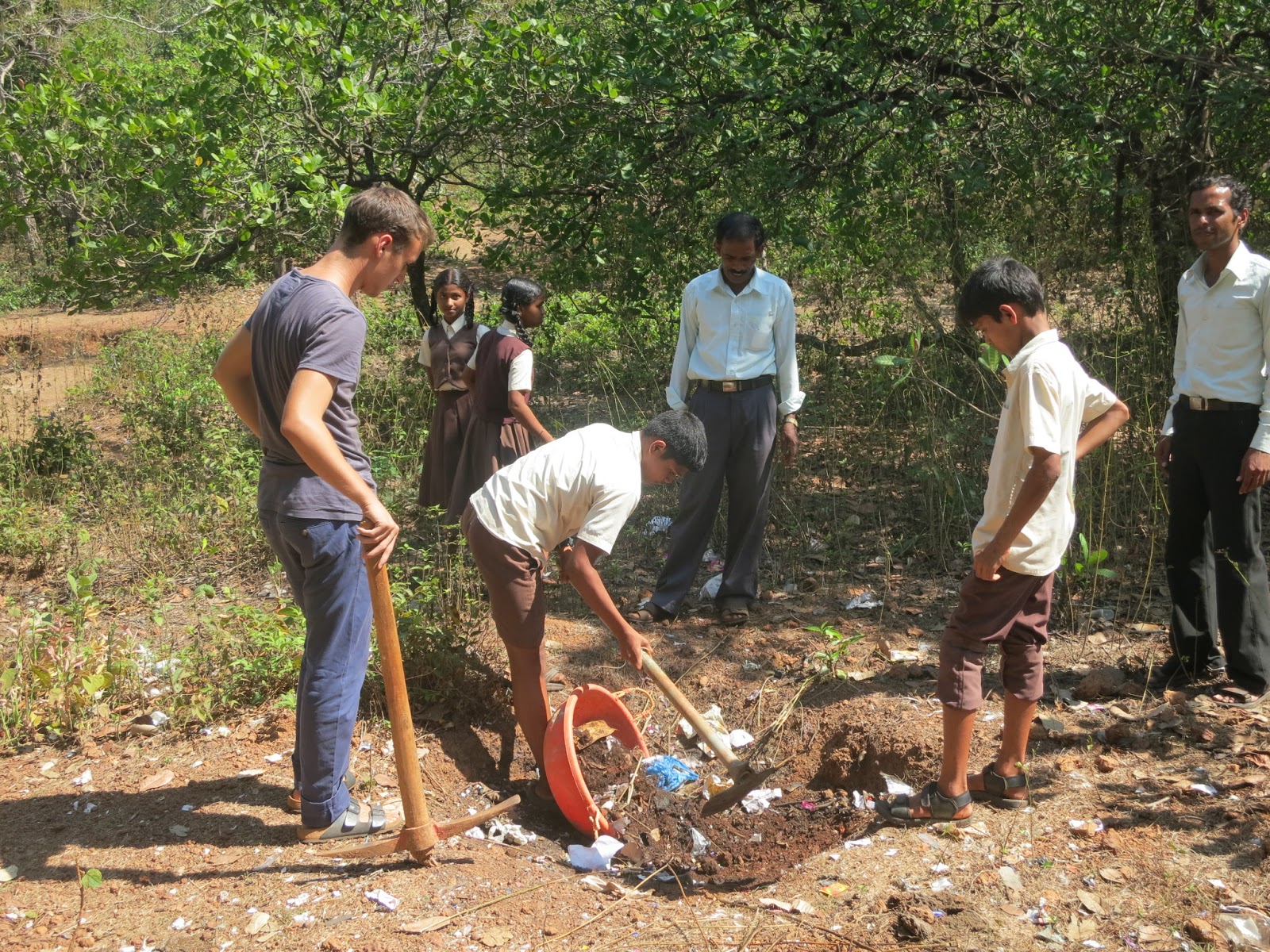 Environmental Education / Eco Club Compost Pit in Amparu