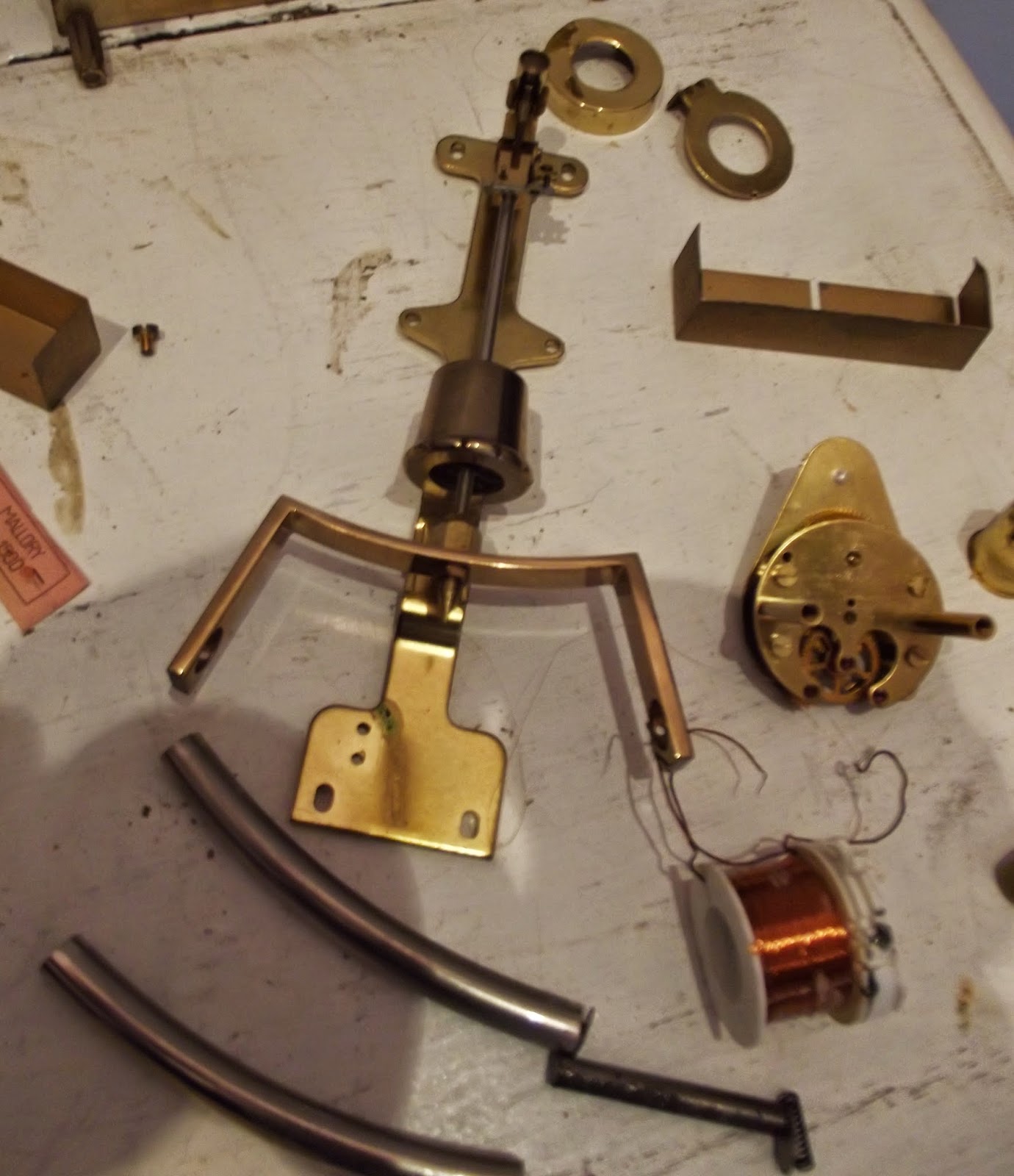 lot piece détachées horlogerie pendule kundo electronic electromagnétique