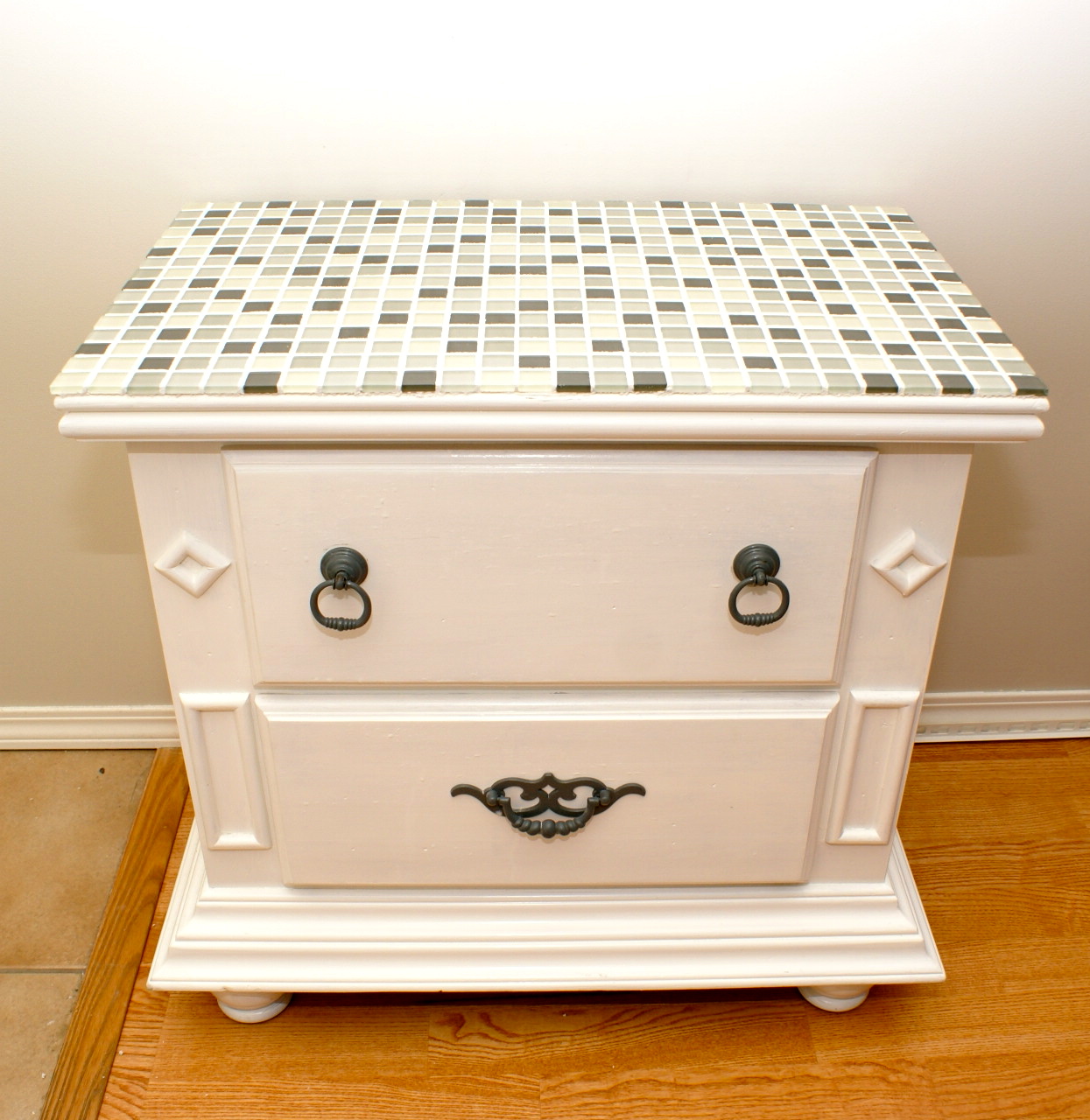 The Cozy Condo DIY Tiled Table Top Tutorial