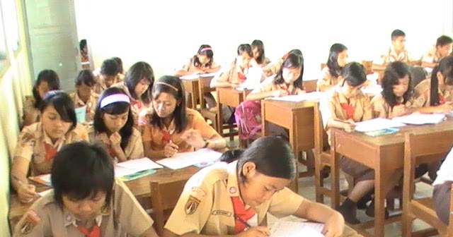 Soal Fisika SMP : Ulangan Harian Kelas VIII | Sains Multimedia