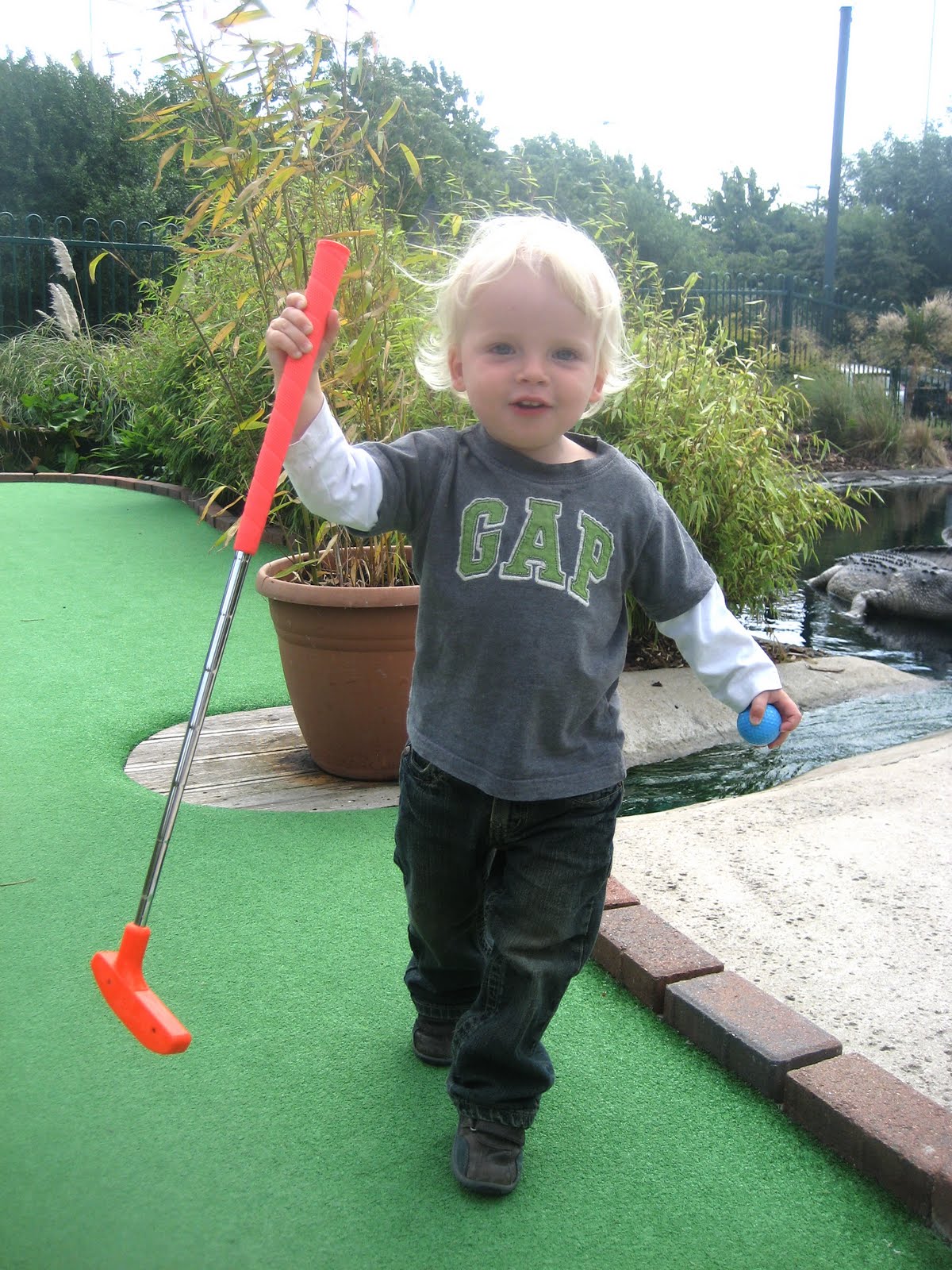 Katey Zara and Liam Mini Golf with Mini Golfers