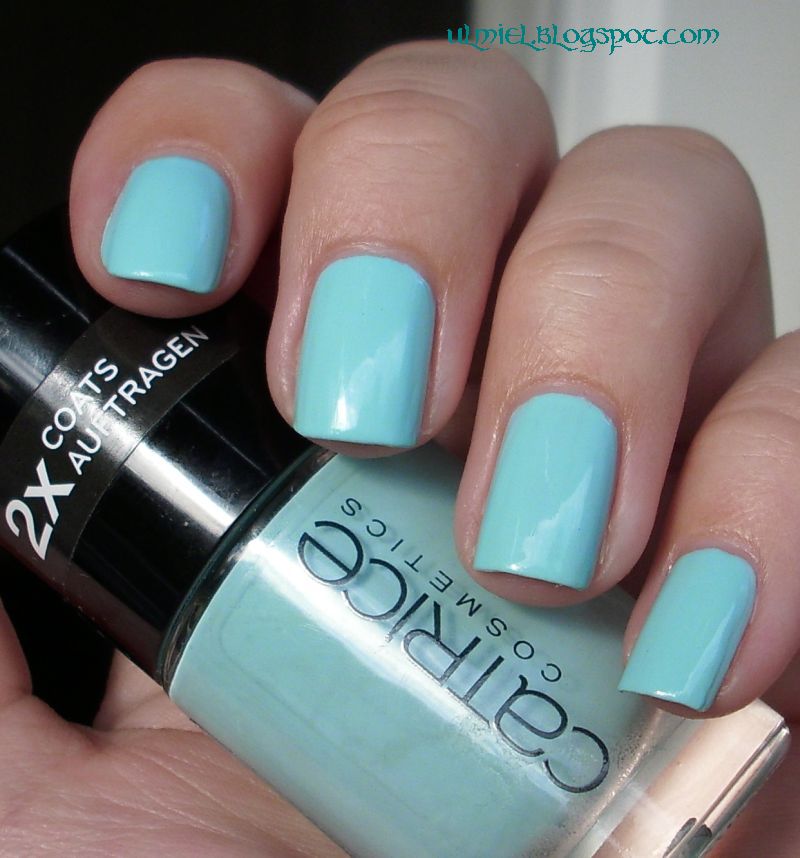 Did someone say nail polish?: Catrice Am I Blue Or Green? with stamping