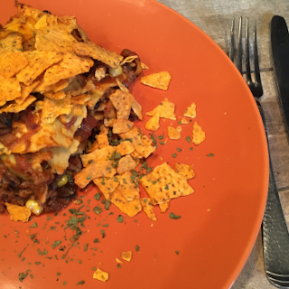 Mexicaanse lasagne - Lasagne met zwarte bonen, mais, gehakt, lasagnebladen en Mexicaanse kruiden - Lekker eten met Marlon