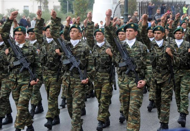 Χρυσή αυγή: Απαγορεύουν στους στρατιώτες στο «hot spot» Διαβατών να φορούν το εθνόσημο για να μην προκαλούν τους λαθρομετανάστες! Χρυσή αυγή: Απαγορεύουν στους στρατιώτες στο «hot spot» Διαβατών να φορούν το εθνόσημο για να μην προκαλούν τους λαθρομετανάστες!