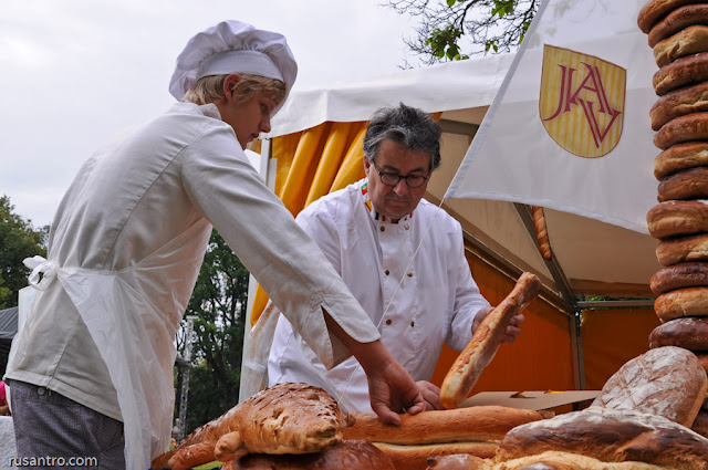 Piena, maizes un medus svētki Jelgava Milk, Bread and Honey Festival
