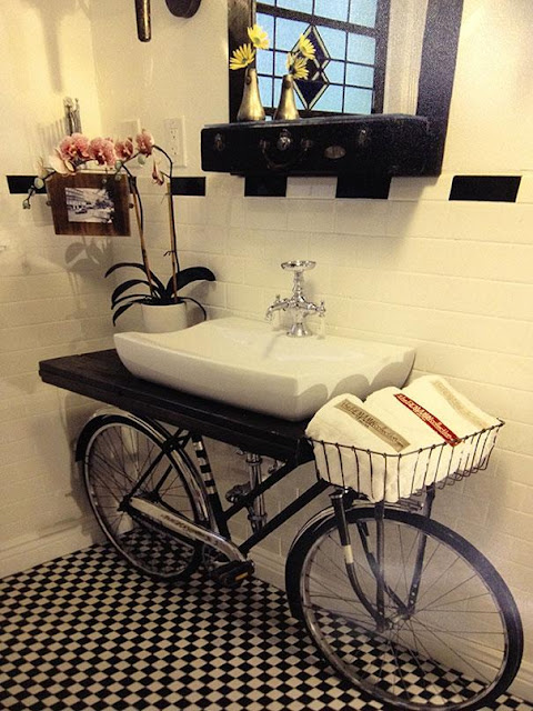 Recycler pour décorer Recycler pour décorer vélo salle de bain